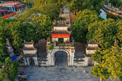 Những nét huyền bí ở đền Trần Thương