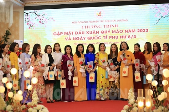 Hội Doanh nghiệp trẻ gặp mặt nhân Ngày Quốc tế phụ nữ 8.3