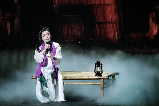 Nghệ sĩ Nhân dân Thu Hiền hát gây quỹ phẫu thuật tim cho trẻ em khó khăn