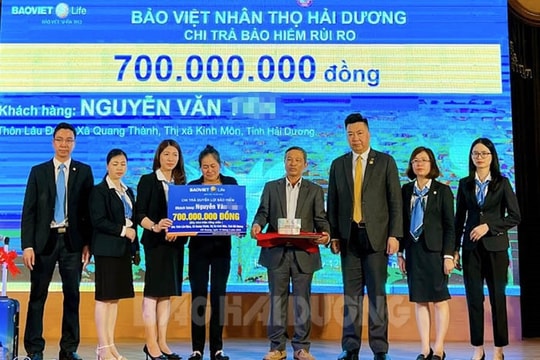 Bảo Việt Nhân thọ Hải Dương chi trả quyền lợi cho khách hàng bị tai nạn ở nước ngoài