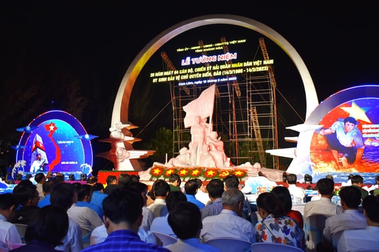 Lễ tưởng niệm 64 liệt sĩ hy sinh bảo vệ chủ quyền biển đảo
