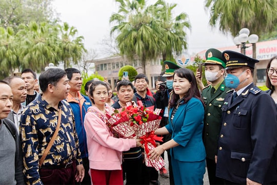 632 khách Trung Quốc sang Việt Nam qua Cửa khẩu quốc tế Móng Cái