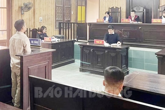 Một sinh viên lĩnh án vì vận chuyển pháo thuê