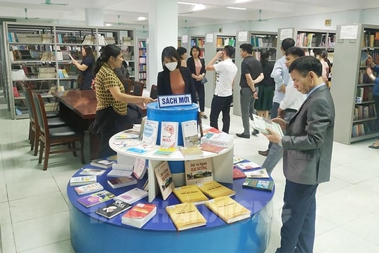 Nâng cao kỹ năng quản lý thư viện