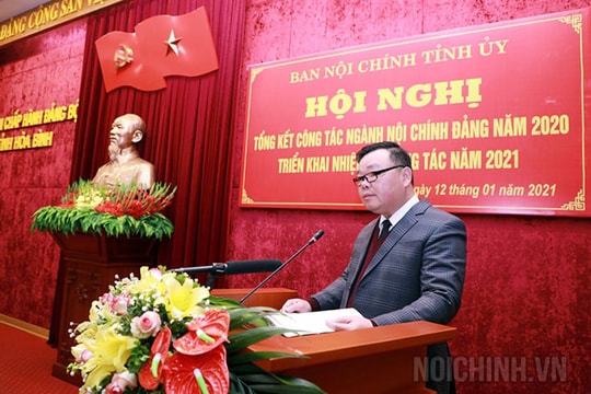 Đề nghị khai trừ Đảng với Trưởng ban Tuyên giáo Tỉnh uỷ Hoà Bình