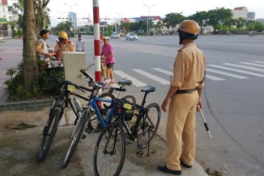 Đi xe đạp sau khi uống rượu bia bị phạt bao nhiêu tiền?