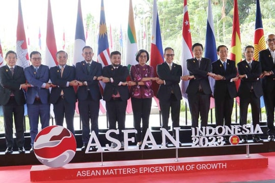 Việt Nam tham dự Hội nghị Bộ trưởng Tài chính và Thống đốc Ngân hàng Trung ương ASEAN