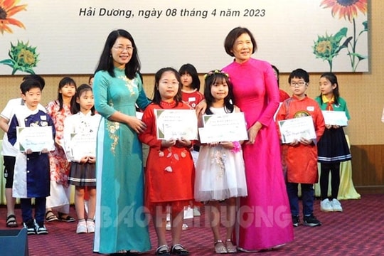 Học sinh TP Hải Dương thi hùng biện tiếng Anh