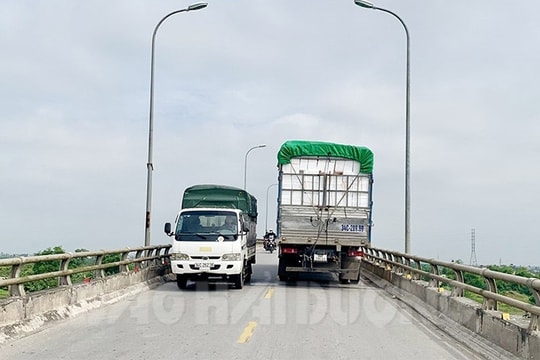 Nhức nhối đường 390