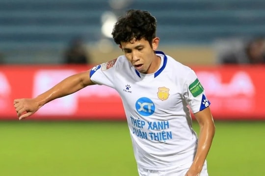 Nam Định đả bại Sông Lam Nghệ An, tạm lấy ngôi đầu của Hà Nội FC