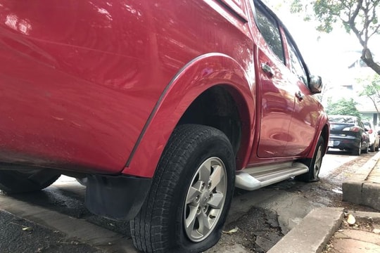 Căn cứ khởi tố vụ hàng loạt ôtô bị thủng lốp ở Hà Nội