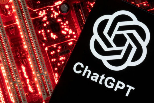 Mỹ bắt đầu nghiên cứu quản lý ChatGPT
