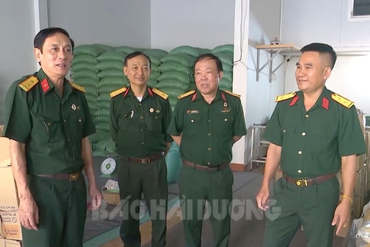 Gắn bó tình đồng đội