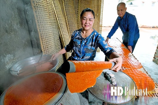 Bánh đa gấc Kẻ Sặt - món quà quê gây thương nhớ