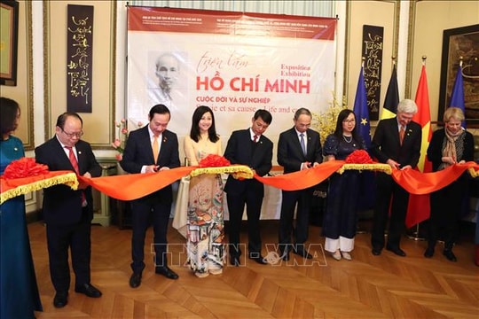 Triển lãm tư liệu về cuộc đời và sự nghiệp của Chủ tịch Hồ Chí Minh tại Bỉ