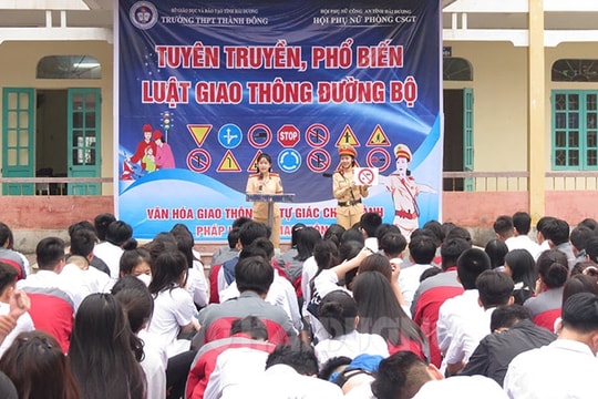 Nâng cao ý thức chấp hành giao thông cho học sinh Trường THPT Thành Đông