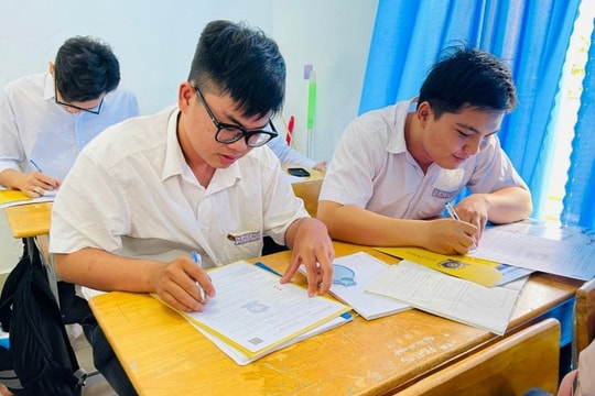 Hồ sơ xét tuyển học bạ ở nhiều đại học giảm