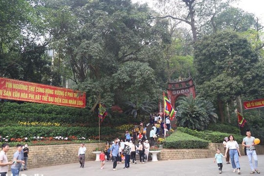 Đền Hùng vắng vẻ trước ngày chính lễ Giỗ Tổ Hùng Vương 2023