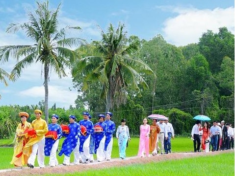 Vạt nắng tháng tư