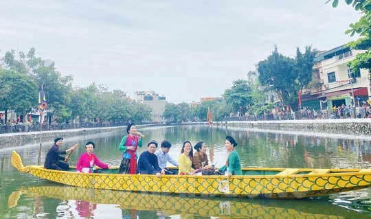 Hấp dẫn các hoạt động tại Lễ hội đền - đình Sượt