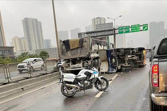 Ngày 30.4, toàn quốc xảy ra 28 vụ tai nạn giao thông, làm 10 người tử vong