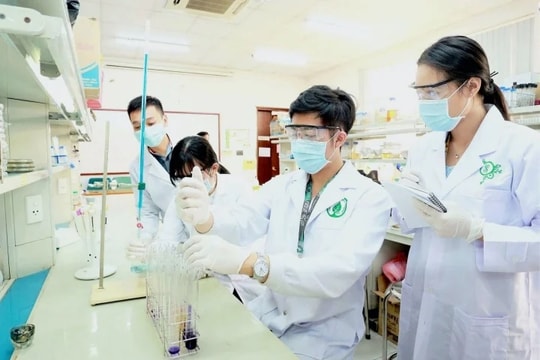 Nhiều trường đại học rục rịch tăng học phí, cao nhất 20%