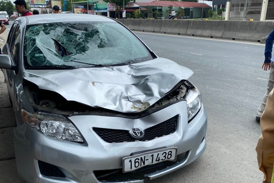 Ôtô mất lái gây tai nạn ở Hải Phòng khiến hai người tử vong