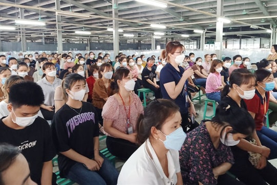 Đoàn Đại biểu Quốc hội, HĐND tỉnh Hải Dương đối thoại với công nhân, lao động