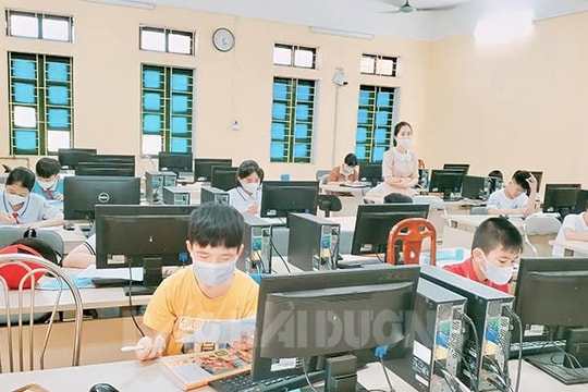 50 thí sinh tham gia hội thi tin học trẻ huyện Kim Thành lần thứ VIII
