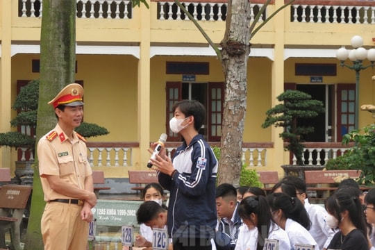 Nâng cao kiến thức an toàn giao thông cho học sinh Kim Thành 