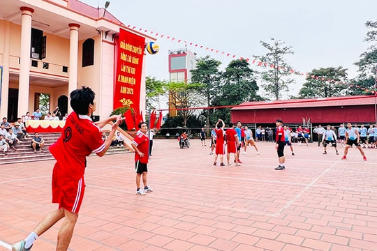 7 đội tham gia Giải bóng chuyền "Bông lúa vàng" huyện Thanh Miện lần thứ XII