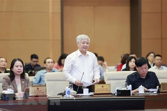 Khắc phục tình trạng cán bộ đùn đẩy, né tránh, sợ trách nhiệm