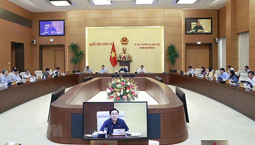 Ủy ban Thường vụ Quốc hội cho ý kiến về việc lấy phiếu tín nhiệm