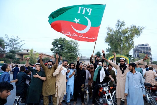 Cựu thủ tướng Pakistan được thả, kỳ vọng bạo lực hạ nhiệt