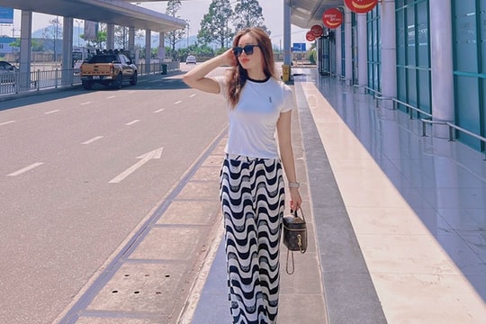 Kình ngư Phạm Thị Thu mang về huy chương vàng thứ hai cho đoàn vận động viên Hải Dương tại SEA Games 32