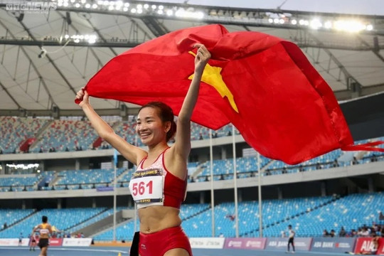 Giành 4 huy chương vàng ở SEA Games 32, Nguyễn Thị Oanh lập kỷ lục Việt Nam