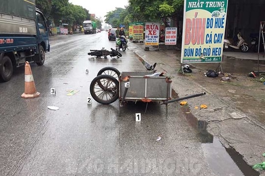 Va chạm với xe đẩy trên quốc lộ 38B, một người tử vong