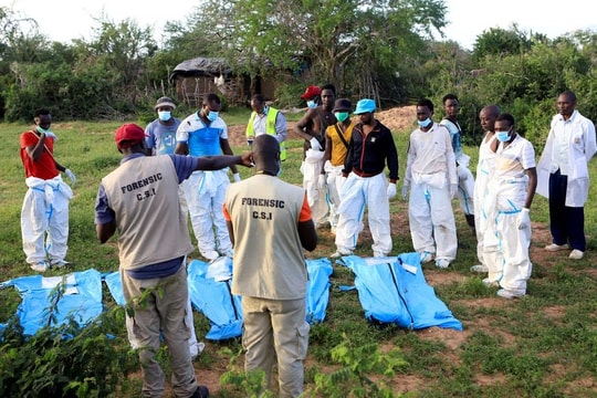 Tìm thấy 201 thi thể ở Kenya nghi liên quan đến giáo phái tuyệt thực