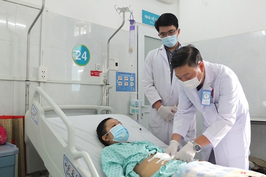 Cứu bệnh nhân bị xương cá rô phi xuyên thủng thực quản