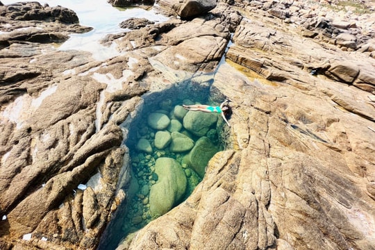 [Photos] Mai Nha island - Phu Yen's deserted paradise