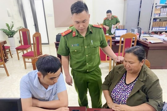 Trả lại hơn 400 triệu cho người chuyển khoản nhầm