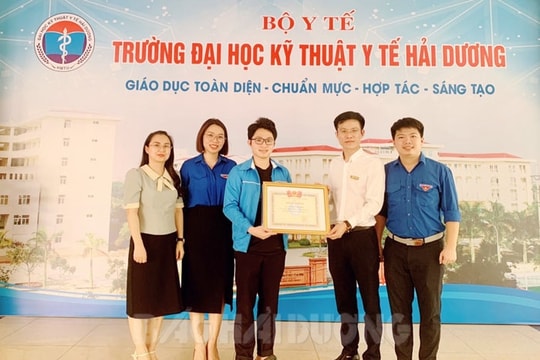 Tỉnh đoàn Hải Dương khen thưởng đột xuất sinh viên trường y cứu người đuối nước