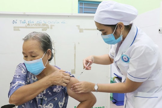 Bộ Y tế ban hành kế hoạch mới sử dụng vaccine Covid-19 năm 2023