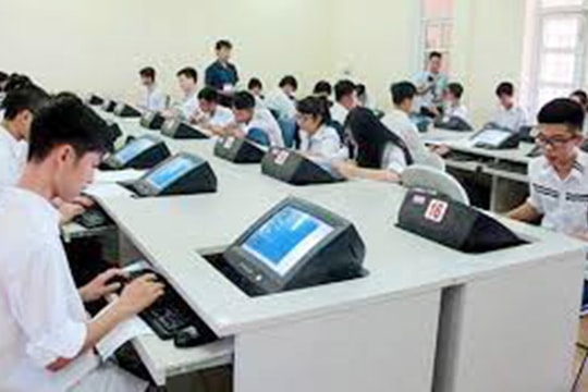 Tiếp nhận khoản viện trợ giáo dục hơn 2 tỷ đồng 