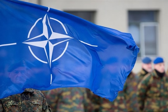 Biểu tình phản đối NATO tại Bulgaria