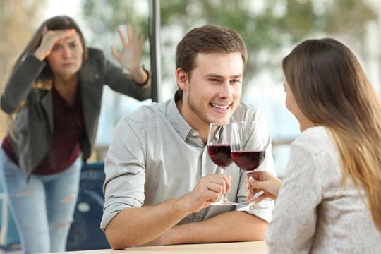 7 dấu hiệu hôn nhân rạn nứt cần cứu vãn trước khi quá muộn