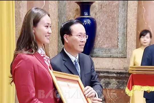 Kình ngư Phạm Thị Thu được Chủ tịch nước tặng Huân chương Lao động