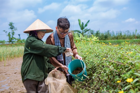 Về An Thanh trải nghiệm bắt cáy
