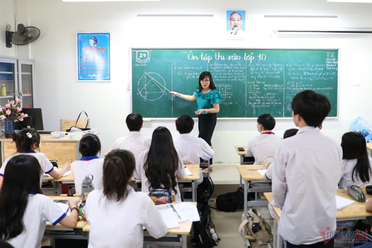 Tranh cãi cộng điểm thi lớp 10 cho con của người hoạt động cách mạng trước 1945