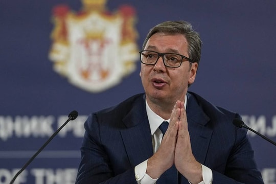 Rút khỏi vị trí lãnh đạo đảng cầm quyền, Tổng thống Serbia thành lập tổ chức mới